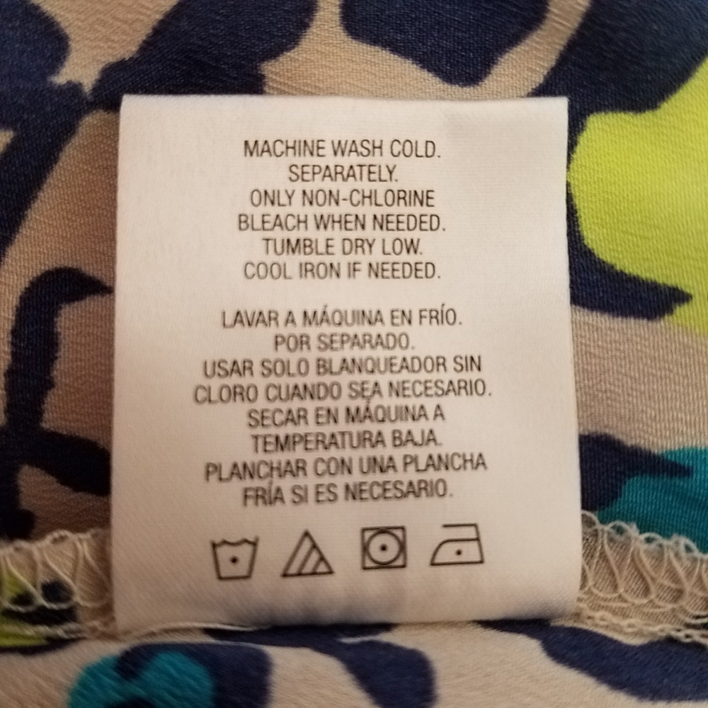 Ladies Medium Blouse Button Up Leopard Print - image 7